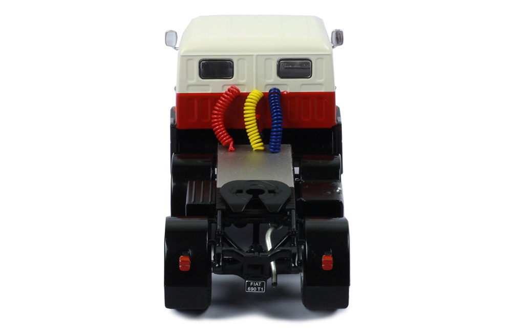 TR101_4.jpg