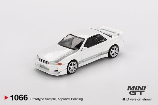 [MGT01066] [PRE-SALE 09/2025] Mô hình xe Mini GT 1:64 Nissan-Skyline-GT-R-(R32)-VeilSide-Combat-C-I White - MGT01066